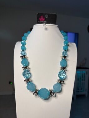 paparazzi Aqua Blue Faceted Beaded Necklace